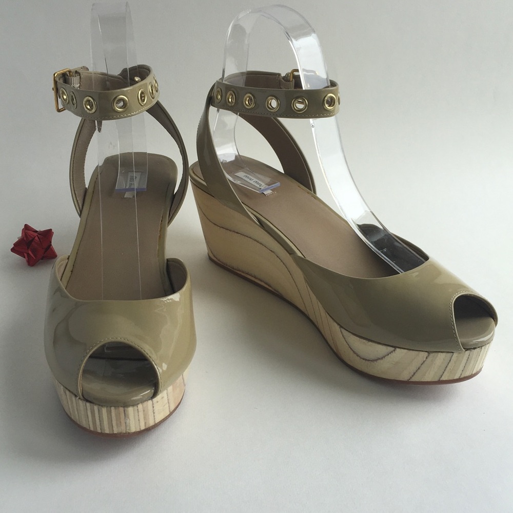 MIU MIU PLATFORM SANDALS